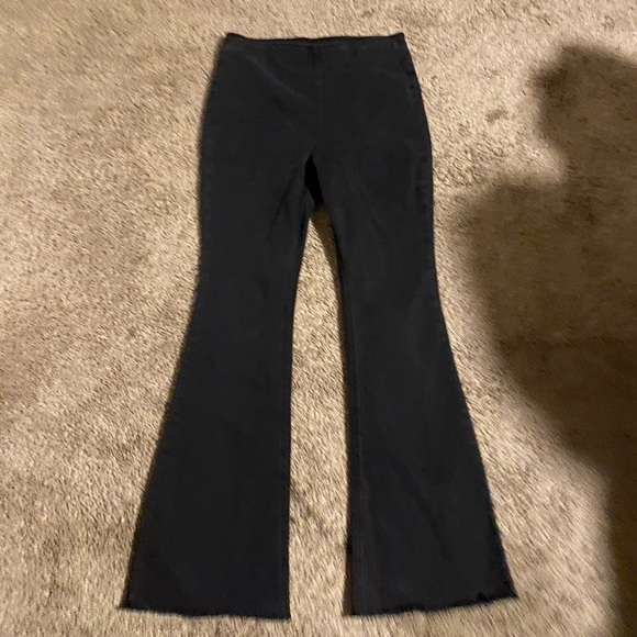 Flare Jeans - Picture 1 of 3